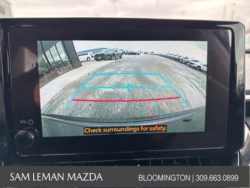 Used 2026 Toyota Corolla Cross LE image 6