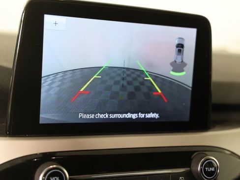 Used 2020 Ford Escape SEL image 8