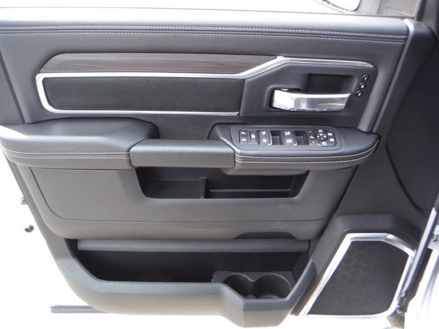 Used 2026 RAM 2500 Laramie AWD/4WD image 24