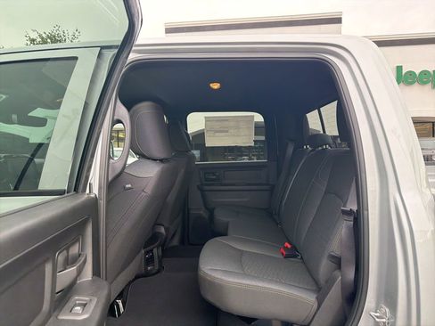 New 2026 RAM 2500 Tradesman AWD/4WD image 19