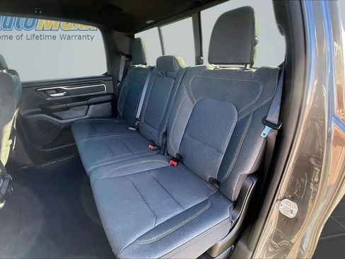Used 2022 RAM 1500 Big Horn AWD/4WD image 29