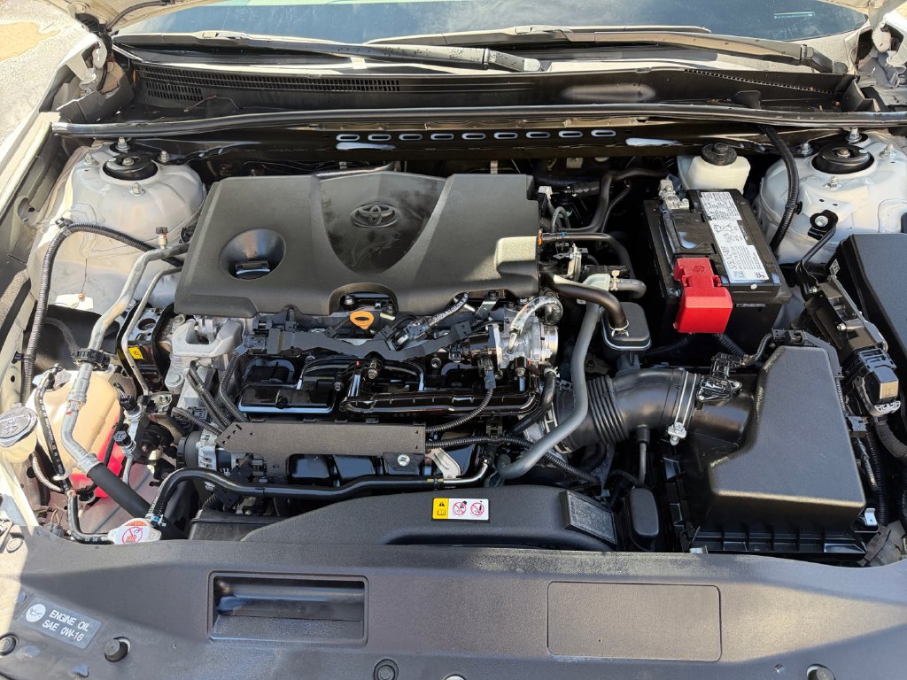 Used 2022 Toyota Camry LE w/ Carpet Mat Package (TMS) FWD image 32