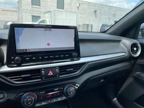 Used 2023 Kia Forte GT-Line w/ GT-Line Premium Package FWD image 19