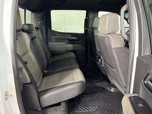 Used 2024 Chevrolet Silverado 1500 ZR2 w/ Technology Package AWD/4WD image 29