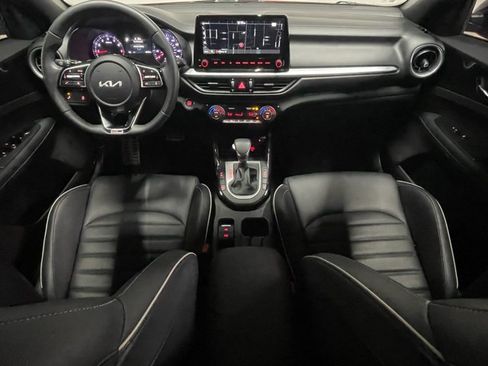 Used 2024 Kia Forte GT-Line w/ GT-Line Premium Package image 12