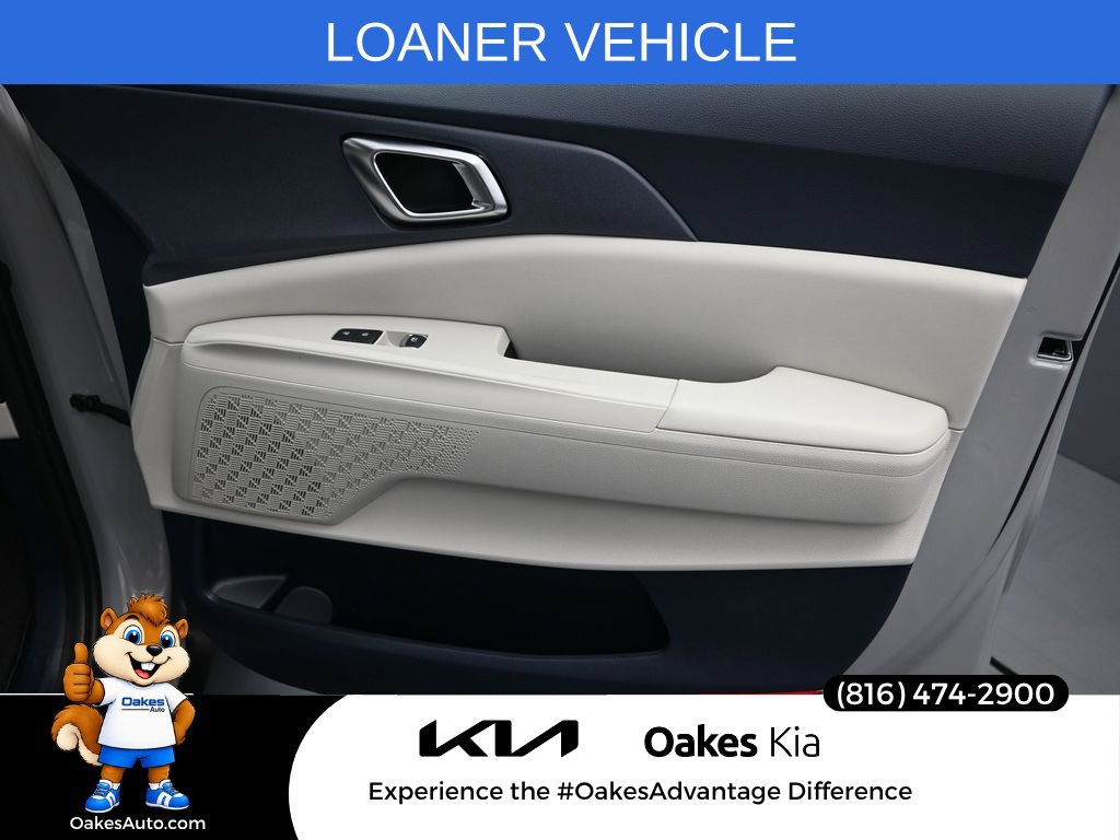 Certified 2026 Kia Carnival EX FWD image 35