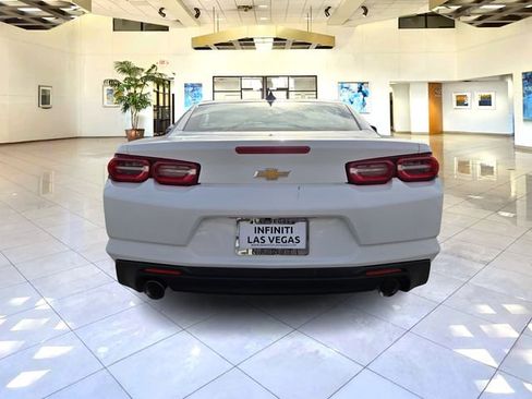 Used 2023 Chevrolet Camaro LT RWD image 6