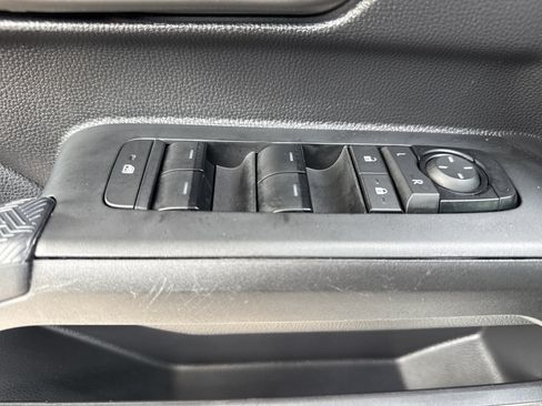 Used 2024 Toyota Tacoma TRD Sport AWD/4WD image 15