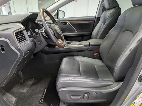 Used 2022 Lexus RX 350L Premium w/ Premium Package image 4