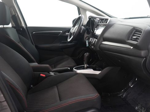 Used 2018 Honda Fit Sport image 12