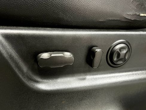 Used 2008 Chevrolet Suburban LTZ w/ LTZ Preferred Equipment Group AWD/4WD image 16