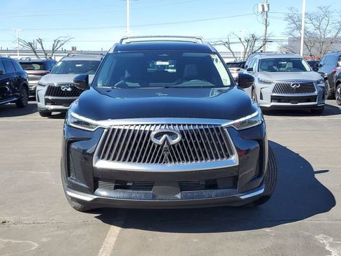 New 2026 INFINITI QX60 Luxe w/ Family Package image 2