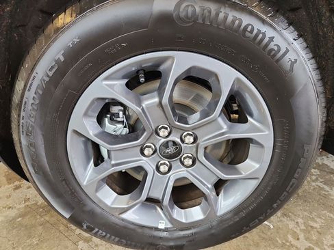 Used 2025 Ford Maverick XLT w/ XLT Luxury Package image 12