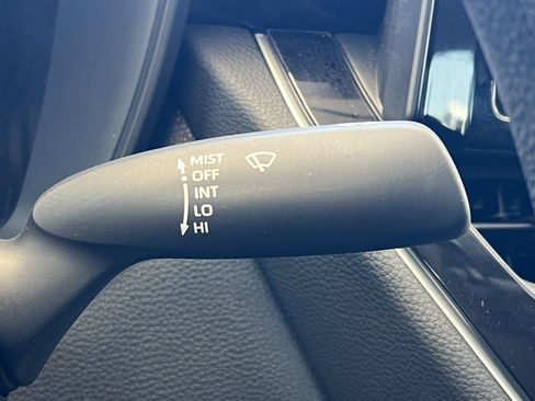 Used 2026 Toyota Corolla LE FWD image 32