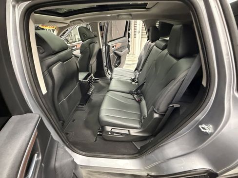 Used 2022 Acura MDX SH-AWD image 60