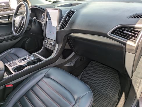 Used 2022 Ford Edge SEL w/ Sport Appearance Package image 13
