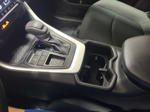 Used 2023 Toyota RAV4 LE FWD image 27