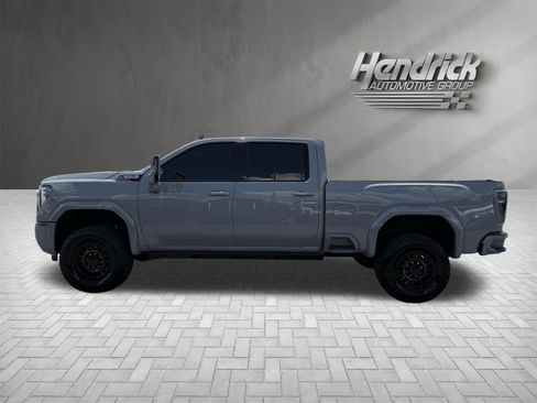 Used 2025 GMC Sierra 2500 AT4X w/ AT4X AEV Edition AWD/4WD image 7