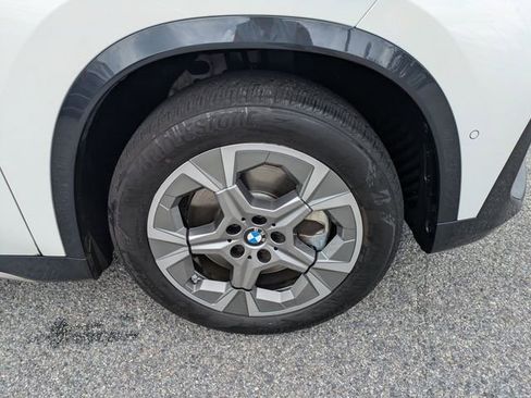 Used 2024 BMW X1 xDrive28i AWD/4WD image 11