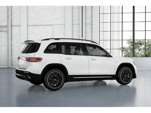 New 2026 Mercedes-Benz GLB 35 AMG 4MATIC image 19