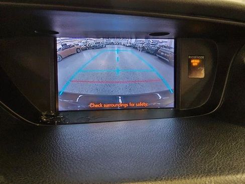 Used 2013 Lexus ES 350 w/ Ultra Luxury Pkg FWD image 17