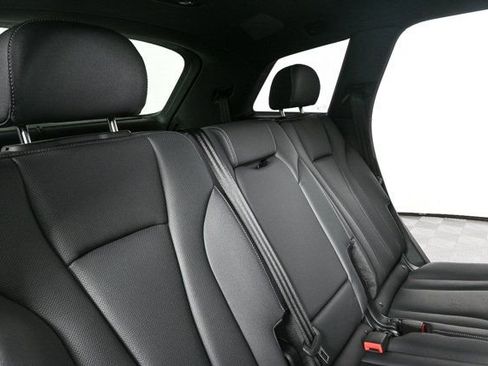 New 2025 Audi Q7 3.0T Premium Plus image 24