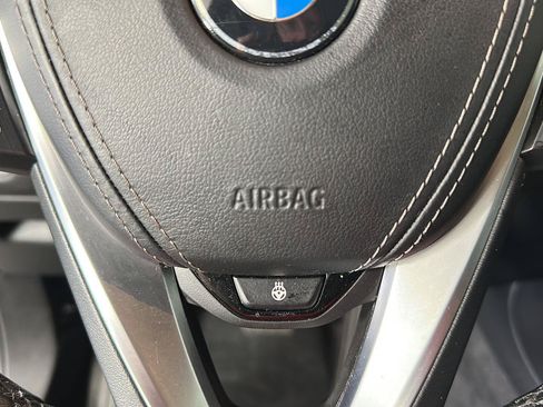 Used 2023 BMW X5 xDrive40i w/ Parking Assistance Package AWD/4WD image 11