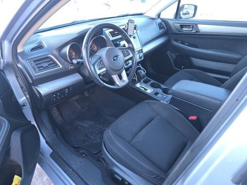 Used 2016 Subaru Legacy 2.5i Premium image 2