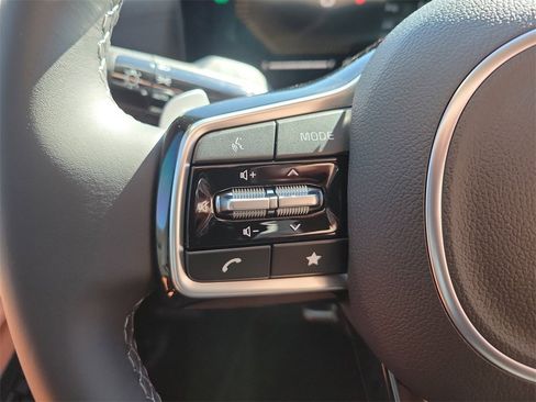 New 2026 Kia Carnival EX image 27