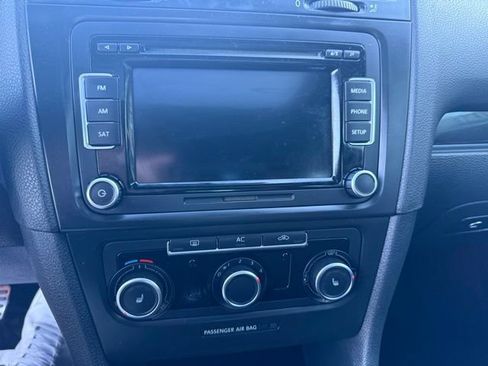 Used 2012 Volkswagen GTI 2-Door FWD image 17