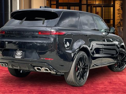 New 2026 Land Rover Range Rover Sport Dynamic SE AWD/4WD image 4