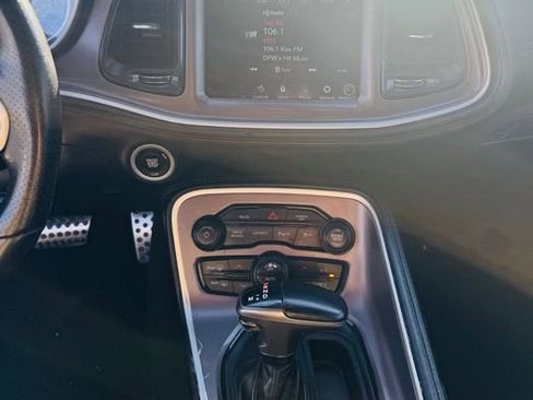 Used 2022 Dodge Challenger R/T Scat Pack w/ Dynamics Package image 9