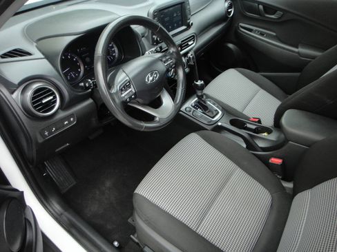 Used 2021 Hyundai Kona SEL Plus w/ Cargo Package AWD/4WD image 7