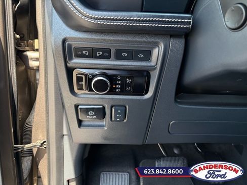 Used 2023 Ford F150 Lightning Platinum AWD/4WD image 11