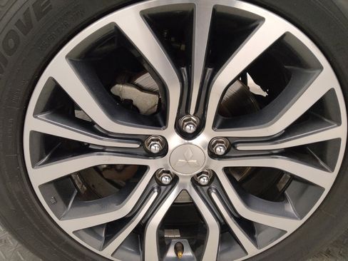 Used 2019 Mitsubishi Outlander Sport LE image 31