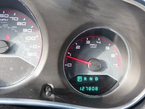 Used 2013 Dodge Avenger SE image 47