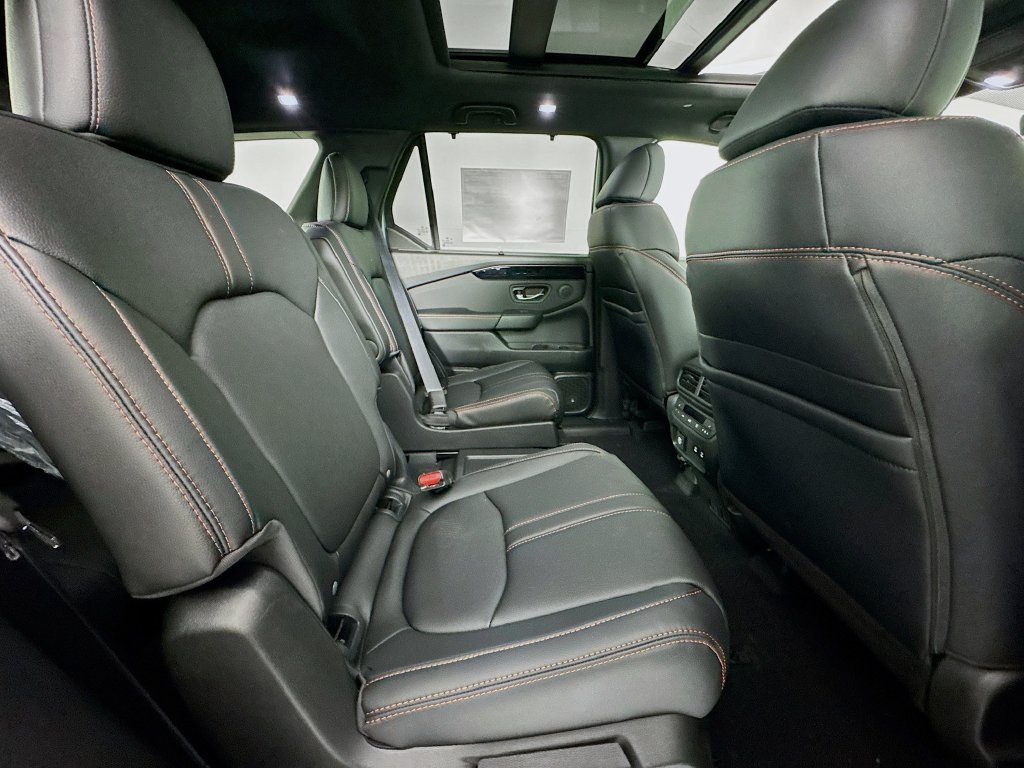 New 2026 Honda Pilot TrailSport image 39