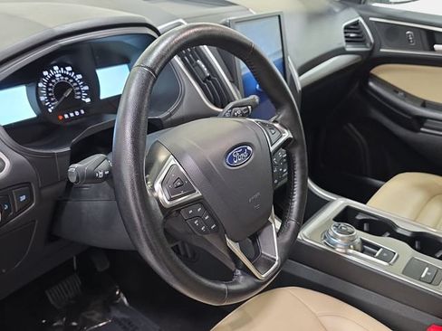 Certified 2024 Ford Edge SEL AWD/4WD image 12