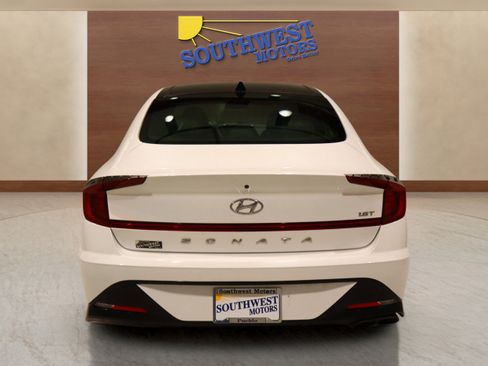 Used 2022 Hyundai Sonata SEL Plus image 3