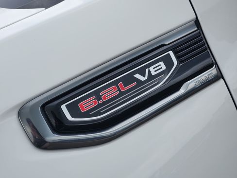 Used 2025 GMC Sierra 1500 AT4 AWD/4WD image 13