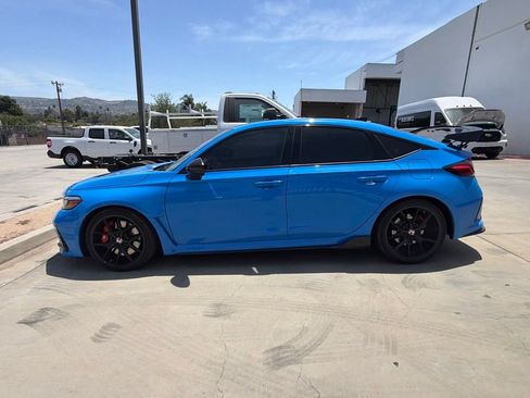 Used 2025 Honda Civic Type R image 2