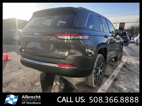 New 2025 Jeep Grand Cherokee Limited image 5
