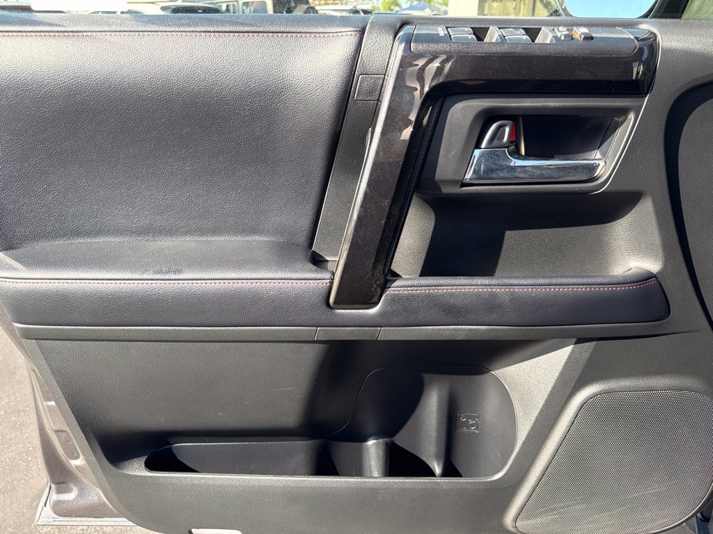 Certified 2019 Toyota 4Runner TRD Off-Road Premium AWD/4WD image 18