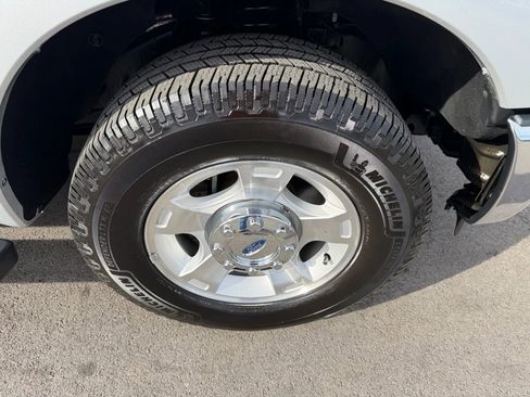 Used 2015 Ford F250 XLT w/ XLT Value Package RWD image 18