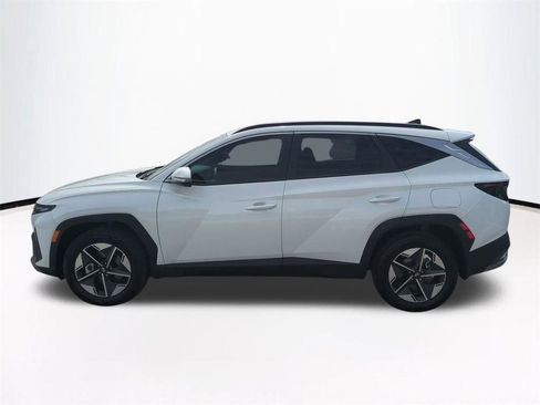 Certified 2025 Hyundai Tucson SEL image 8