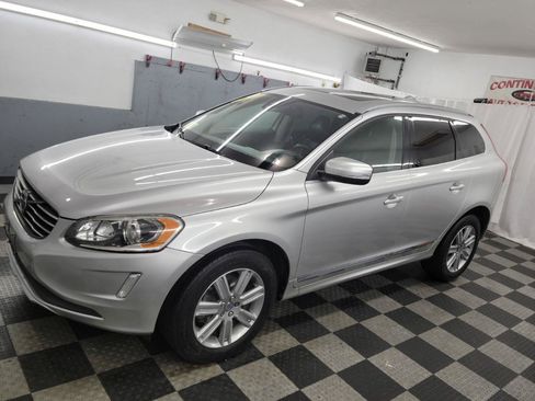 Used 2017 Volvo XC60 T5 Inscription AWD/4WD image 2