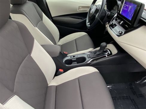 Certified 2025 Toyota Corolla LE image 15