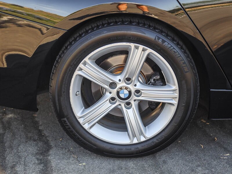 Used 2015 BMW 328i Sedan RWD image 12