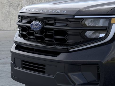 New 2026 Ford Expedition Active RWD image 17