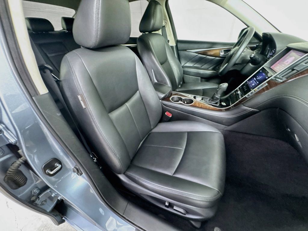 Used 2018 INFINITI Q50 Luxe RWD image 34